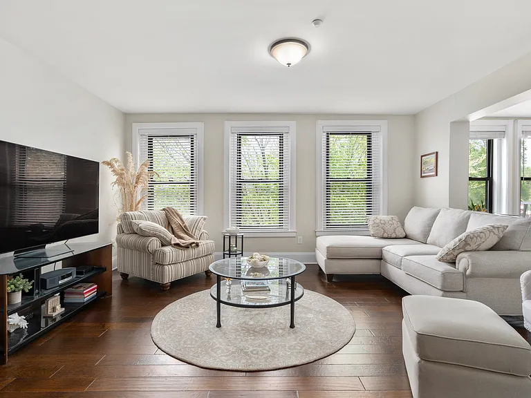 510 Broadway St #4E — Photo 7