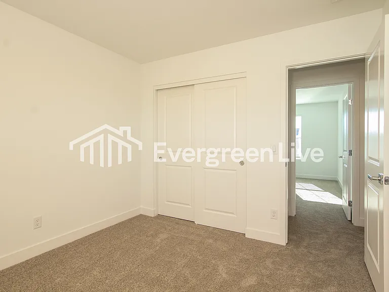 Cyrene at Skyline — Photo 76