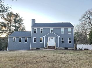 31 Pilgrim Rd, Mansfield, MA 02048