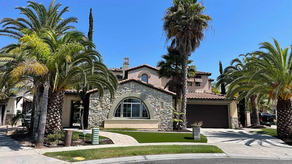 5 bed, 4057 sqft, $6,750 — Photo 2