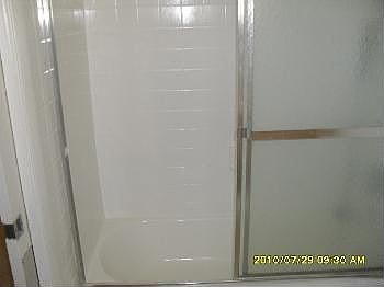 4th image of 721 NE 30th Ct