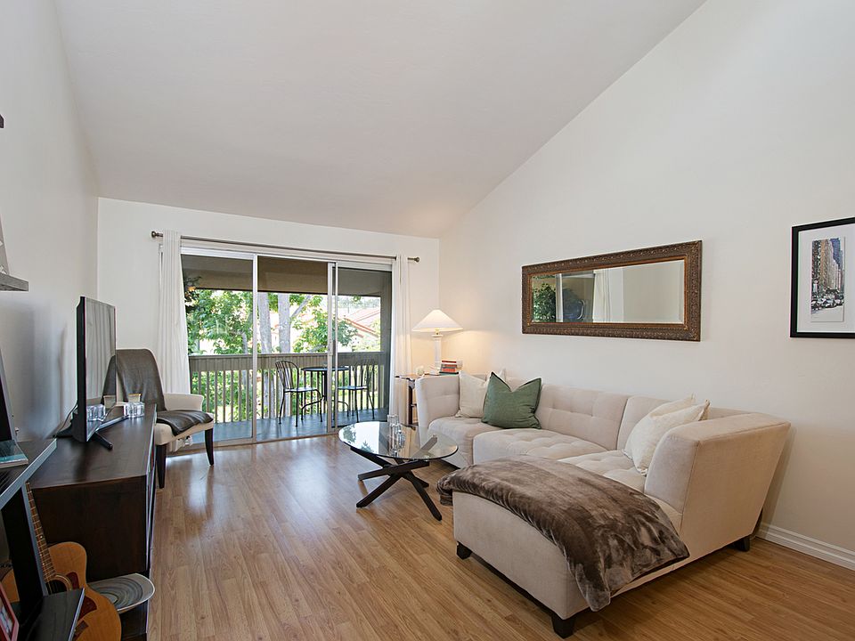 1st image of 1885 Diamond St #330