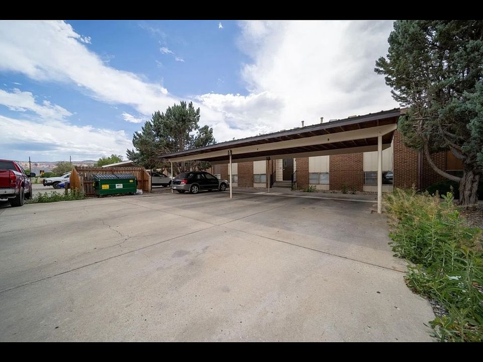 2nd image of 813 E Cedar Ct APT A