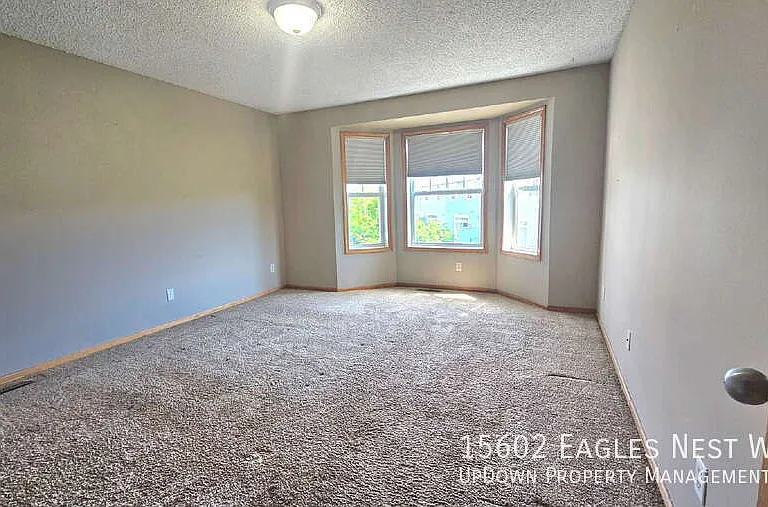 15602 Eagles Nest Way — Photo 9