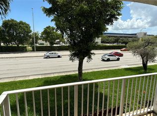 Laguna Club East, Miami, FL 33172