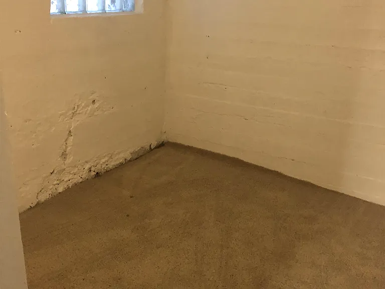 Walk in closet