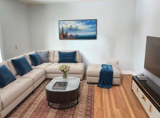 99 Waltham St #2, Lexington, MA 02421
