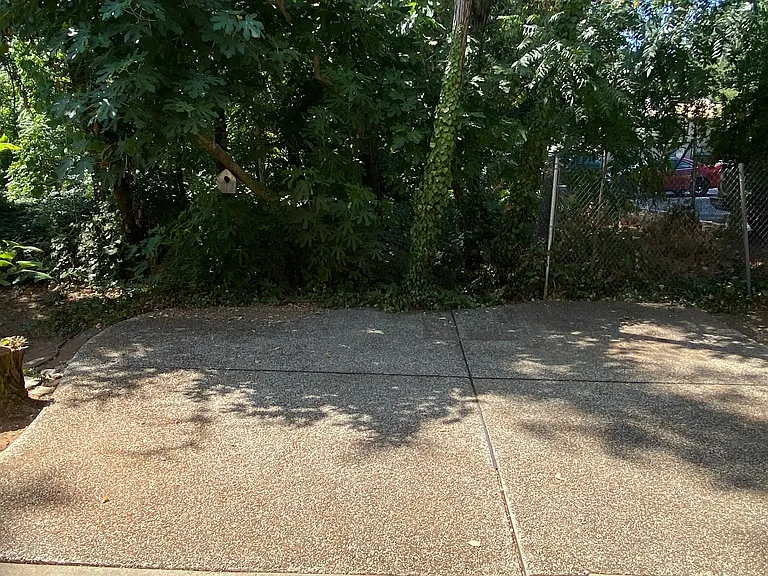 354 Pleasant St — Photo 18