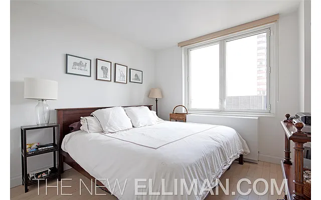 Sold by Douglas Elliman | media 23