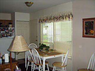 4th image of 503 Meadowlawn Dr