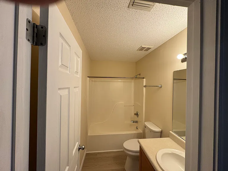 7558 Elizabeth Dr — Photo 22