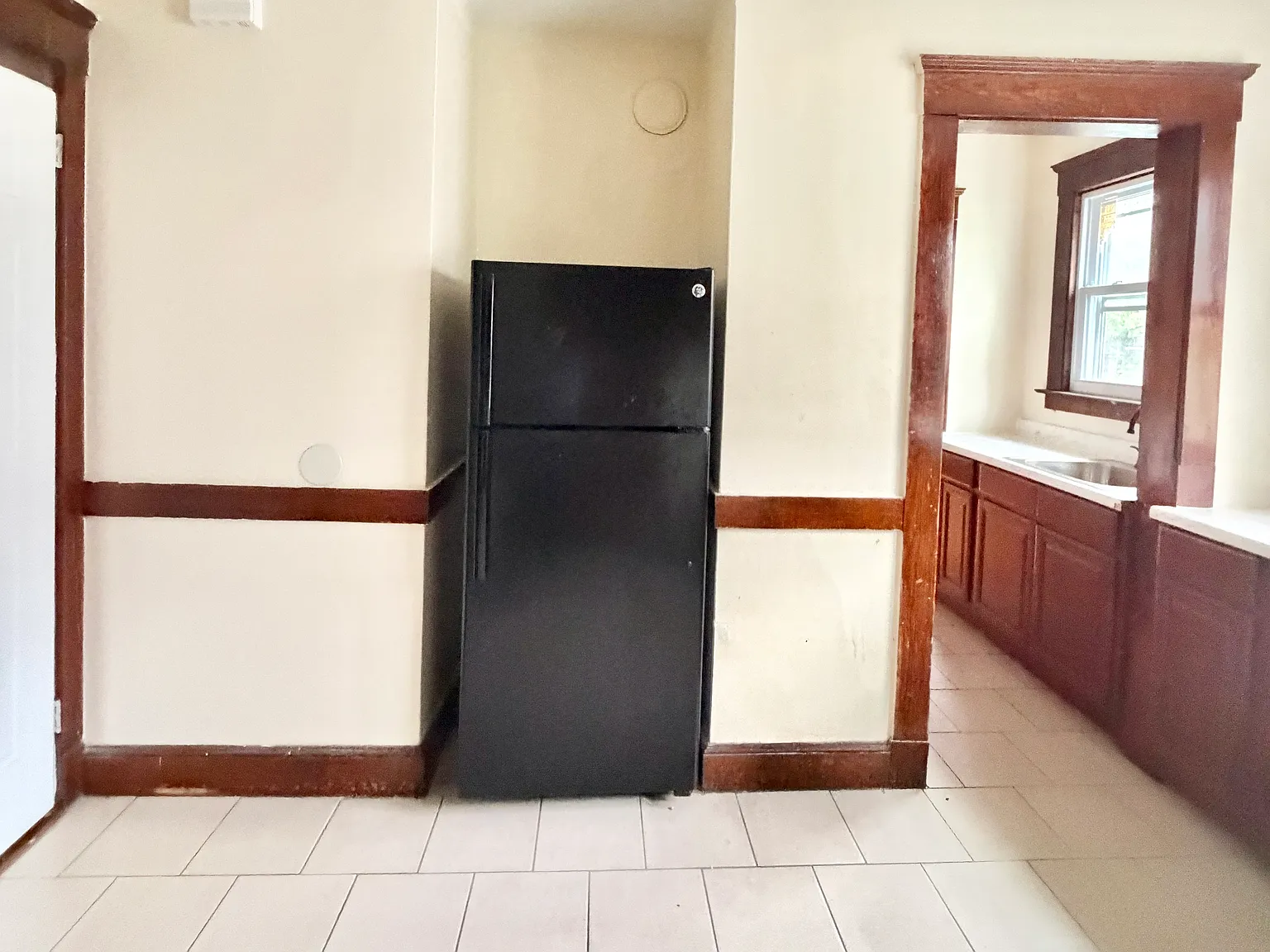 2 bed, 1000 sqft, $1,800 — Photo 4
