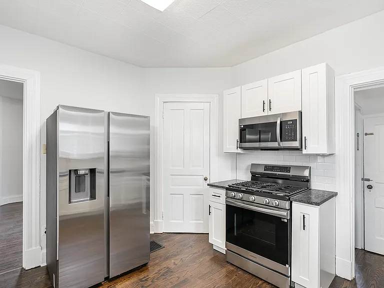 5123 Glenshade Ave — Photo 7