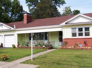 2301 Ranchland Dr, Quincy, IL 62301