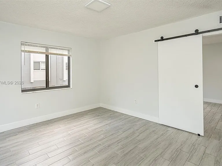 810 Salzedo St #15 — Photo 18
