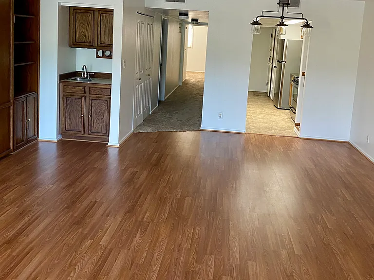 600 SE Marion St #505 — Photo 6