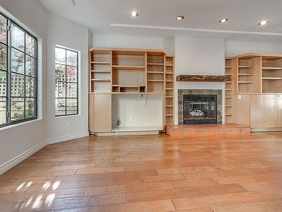 5th image of 542 Westbourne St