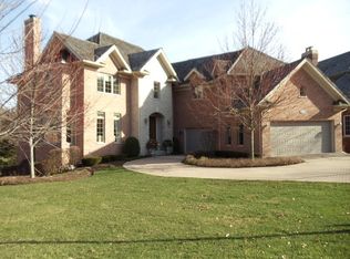 28651 N Thorngate Dr, Mundelein, IL
