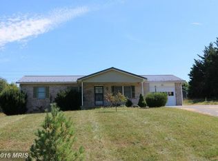 8617 Pa Harry Dr, Chambersburg, PA 17202