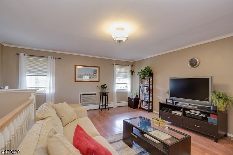 1st image of 79 Roseland Ave APT 82