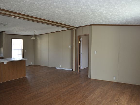 3rd image of 8200 N Morley Dr