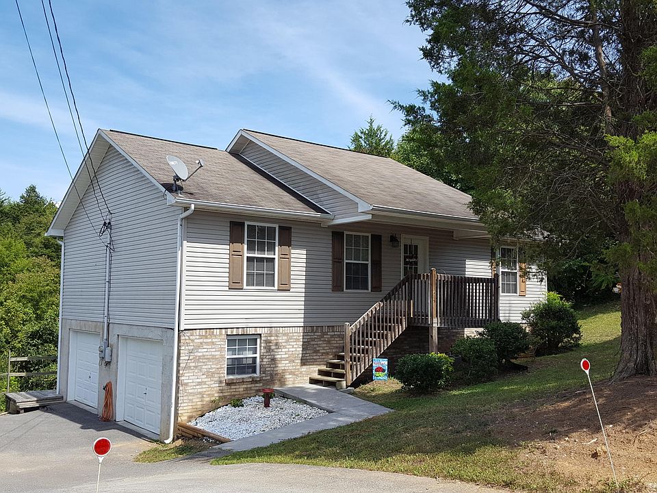 1st image of 1018 Lees Dr