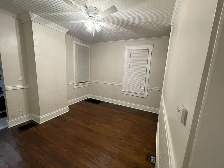 287 E Woodrow Ave — Photo 14
