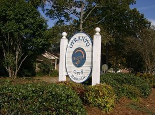 605 Andrea Ln, Hanahan, SC 29410