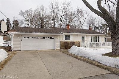 2nd image of 109 Morningside Dr