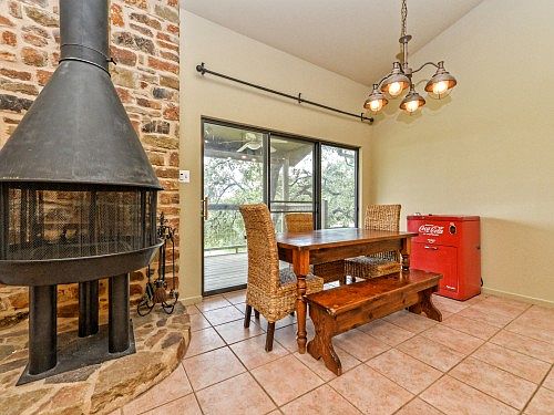 4th image of 2701 Tradewind Dr