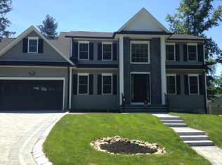 100 Woodland St, Park Ridge, NJ 07656