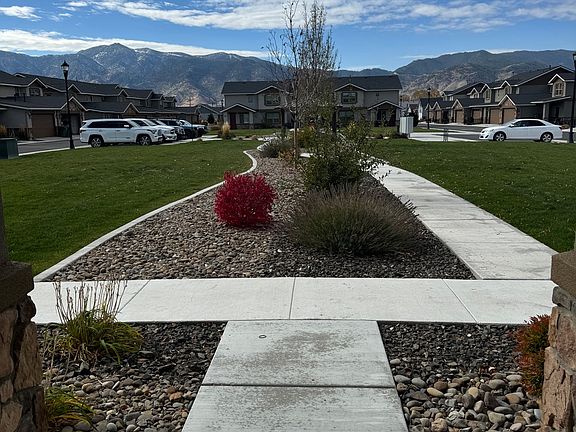 2nd image of 1183 Montevideo Cir