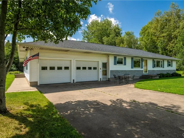 8110 Halsey Rd, Whitesboro, NY 13492