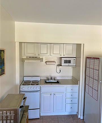 4th image of 235 Seaview Ct APT E8