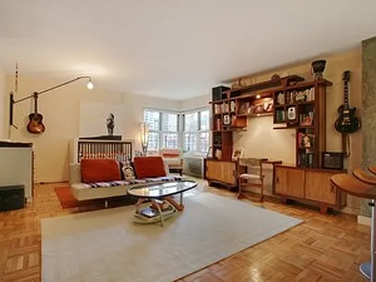 Sold by Corcoran | media 7