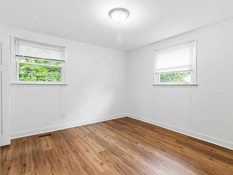 3 Pine Ln — Photo 16