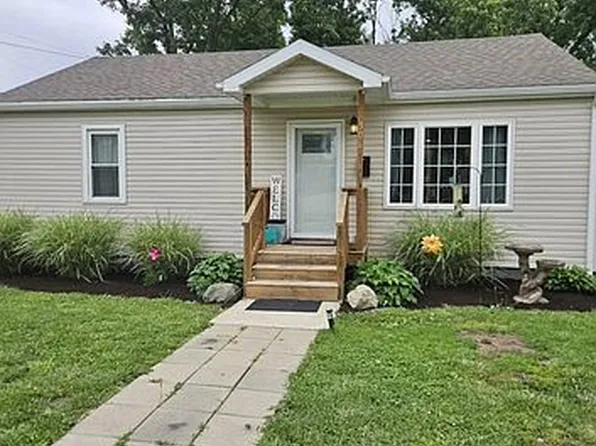 306 S Vine St, Shelbyville, IL 62565