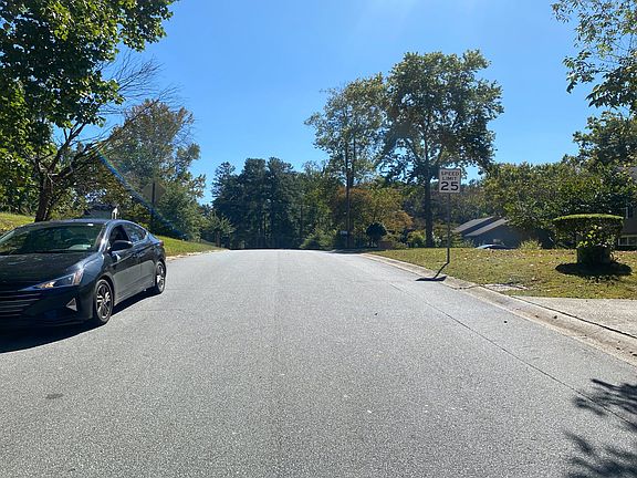 5th image of 2760 Rock Creek Dr SW