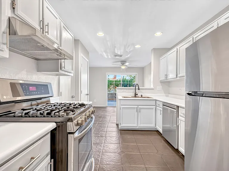 224 Star Cluster Cir — Photo 12