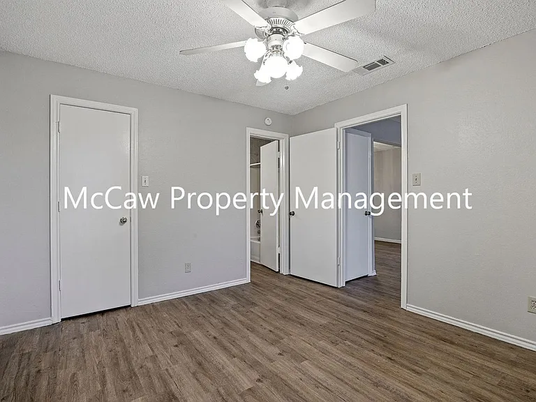 715 Long Ct — Photo 7