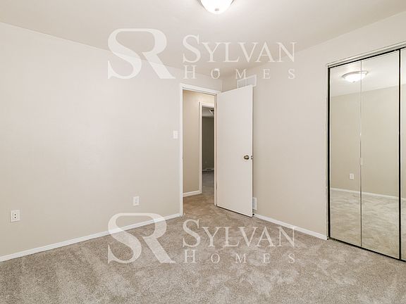 5th image of 98 Carmella Dr