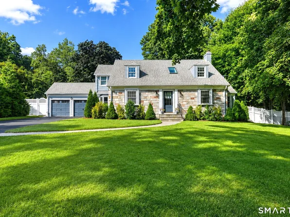 94 Jackson Road, Hamden, CT 06517