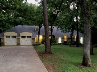 6404 Saddle Ridge Rd, Arlington, TX 76016