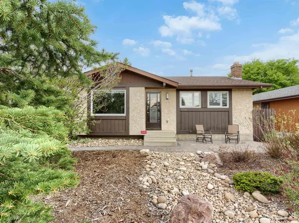 1736 36th St NW, Edmonton, AB T6L 2P5