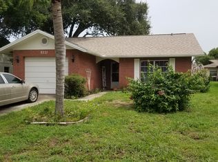 8221 Palma Del Rio Dr, Port Richey, FL 34668