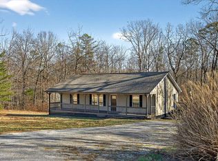 208 Frontier Dr, Grimsley, TN 38565