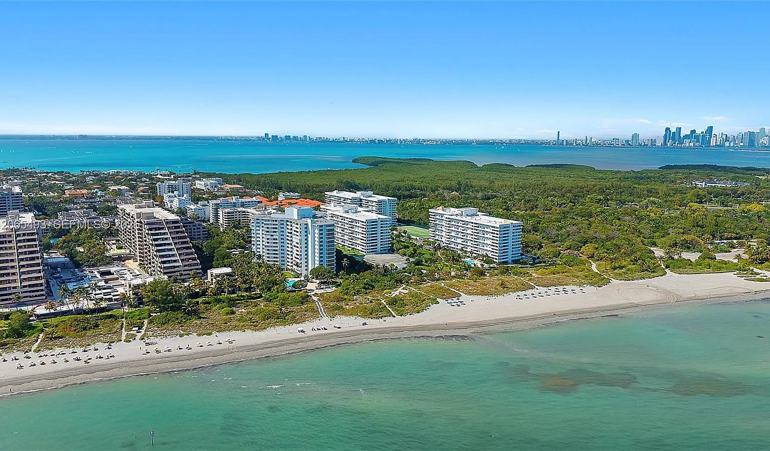 Key Biscayne Commodore Cl — Photo 2