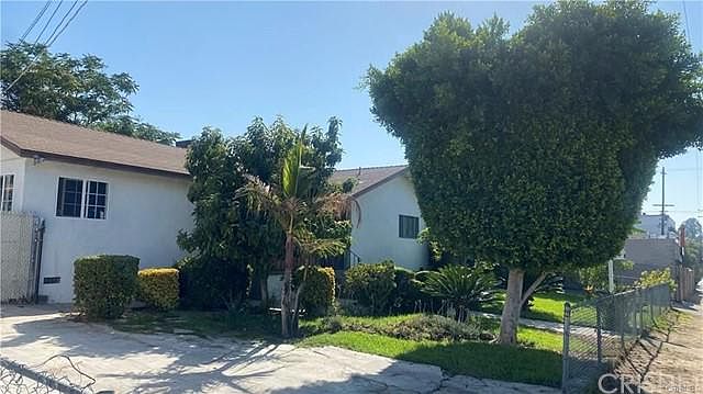 1st image of 13600 Glenoaks Blvd