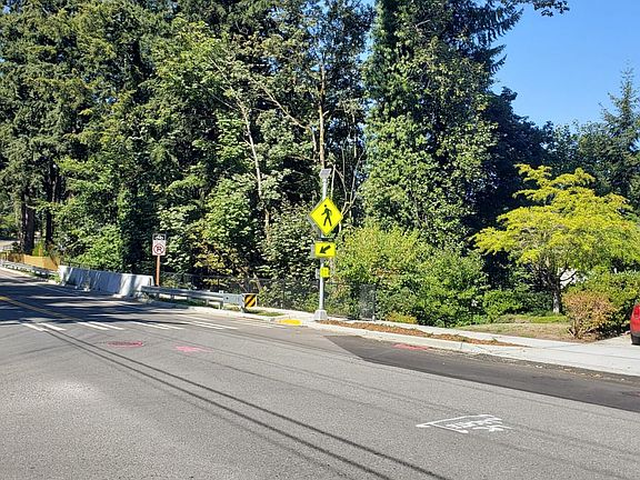 4th image of 120XX SE May Creek Park Dr