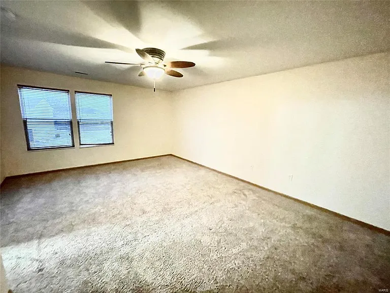 308 Falling Leaf Way — Photo 34